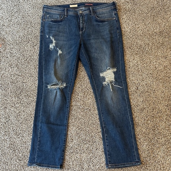 Anthropologie Denim - Pilcro Anthropologie Distressed Slim Boyfriend Crop, Size 29, Like New